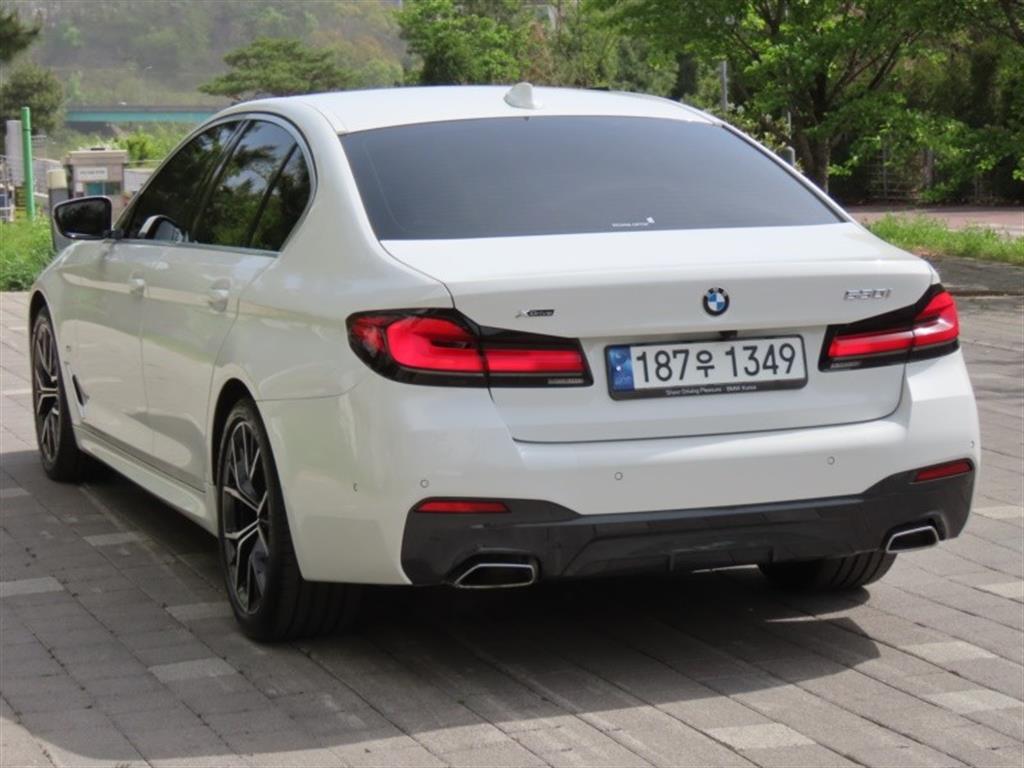 BMW 5 Series - Vista 7