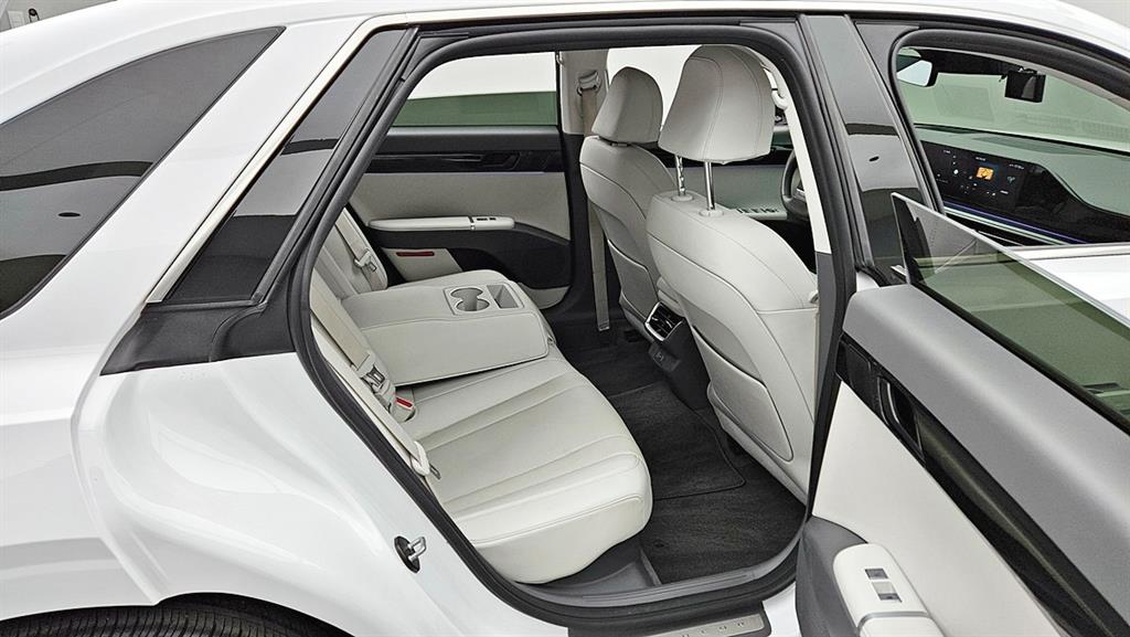 HYUNDAI Grandeur - Vista 9