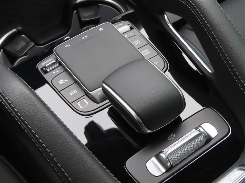 Mercedes Benz GLE Class - Vista 11