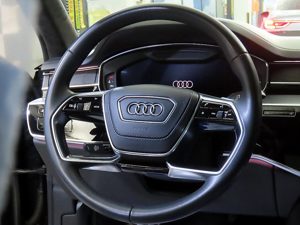 Audi A8 - Vista 8