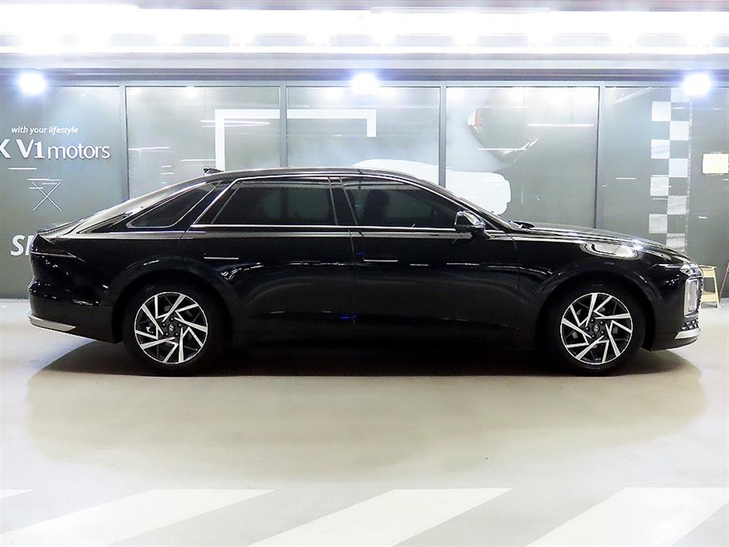 HYUNDAI Grandeur - Vista 3