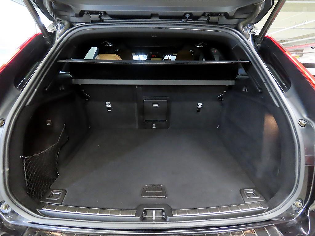 Volvo XC60 2019 Negro - Importación desde Corea - HF Imports Iquique - Foto 17