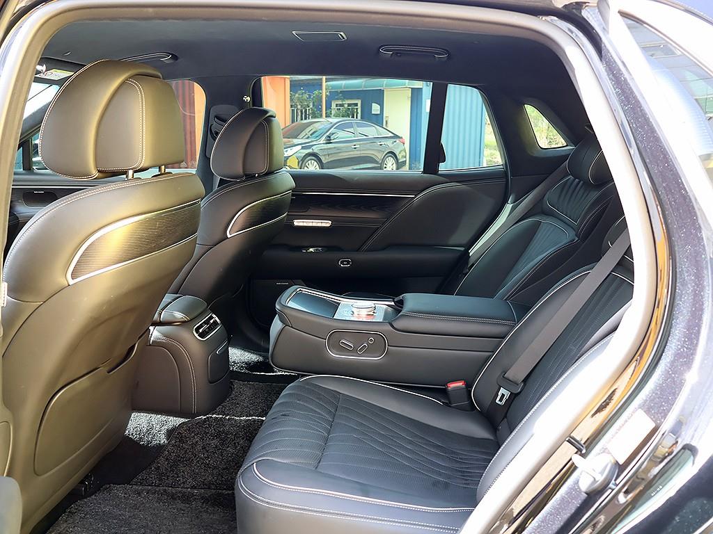 Genesis G90 2023 Negro - Importación desde Corea - HF Imports Iquique - Foto 13
