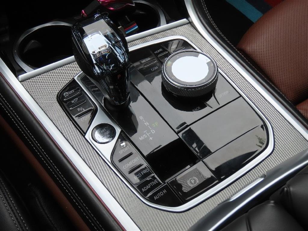 BMW 8 Series - Vista 11