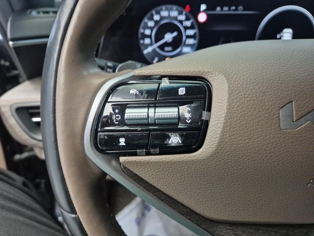 KIA K8 - Vista 11