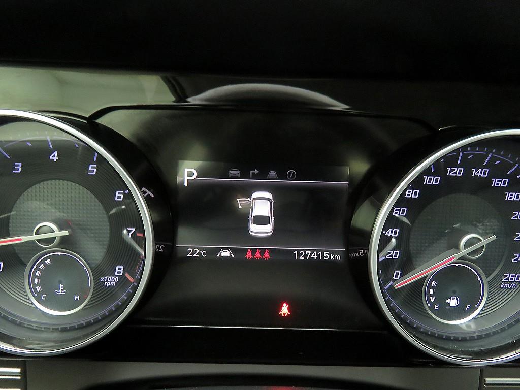 HYUNDAI Grandeur - Vista 10