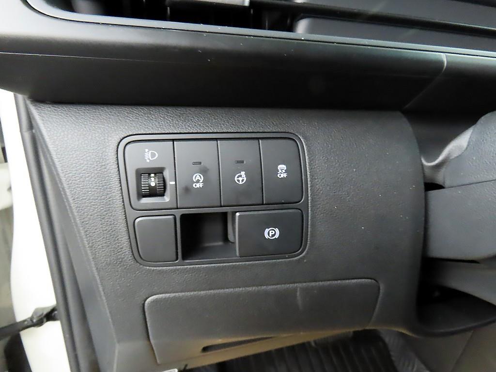 HYUNDAI Staria - Vista 12