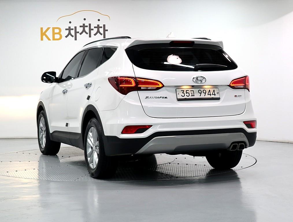 HYUNDAI Santa Fe - Vista 4