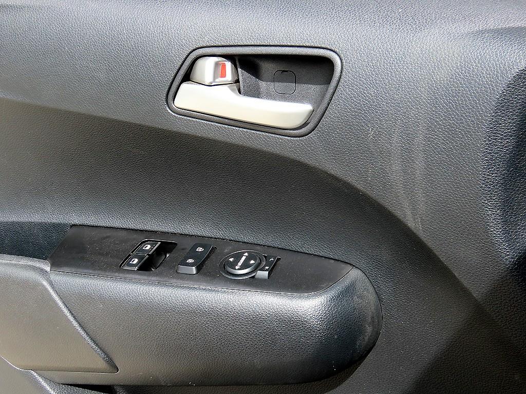 KIA Morning - Vista 11