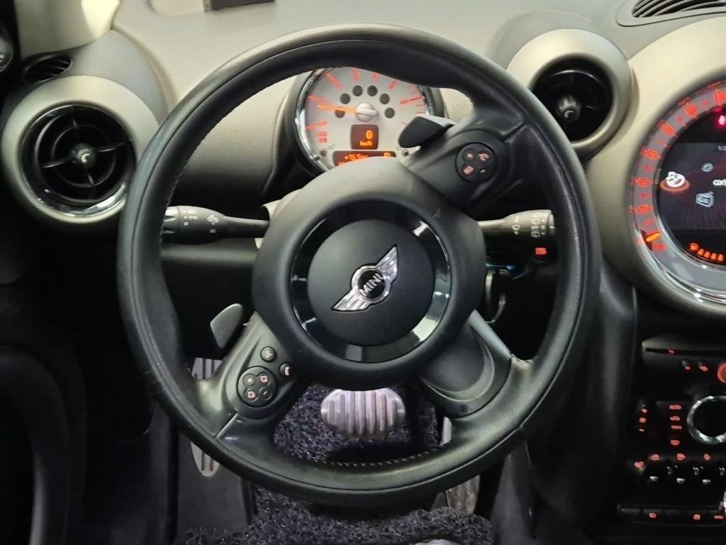 Mini Countryman - Vista 9