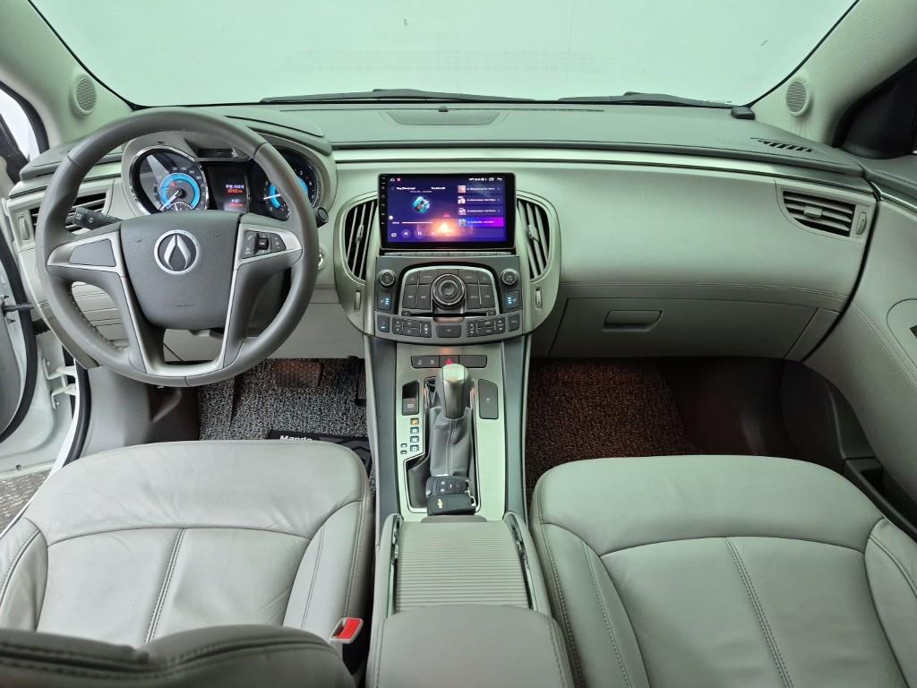 DAEWOO Alpheon - Vista 5