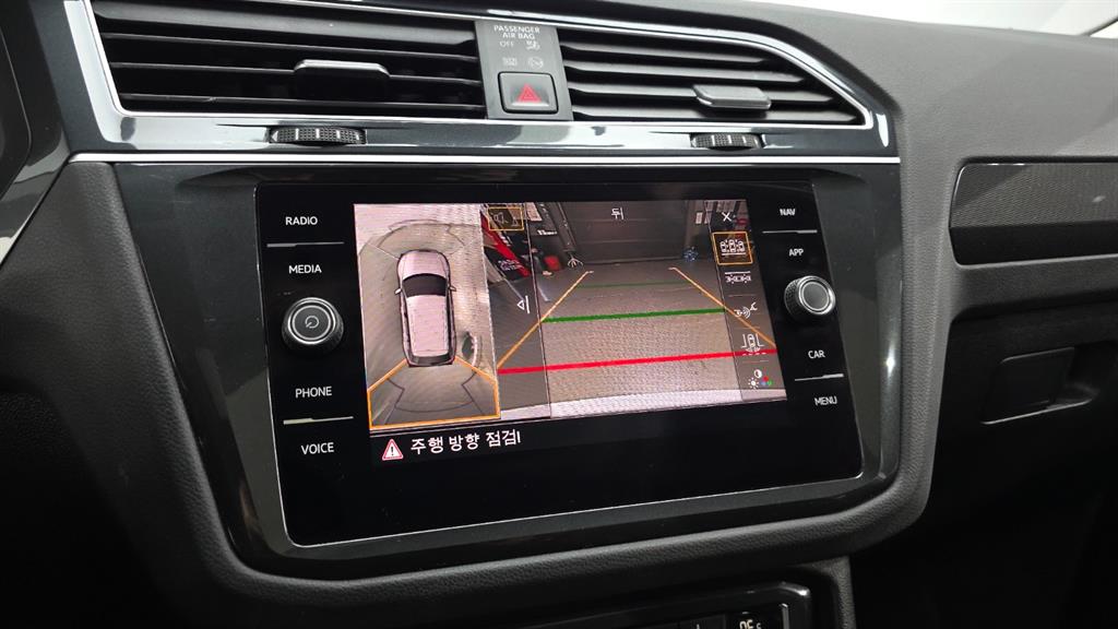 Volkswagen Tiguan - Vista 10