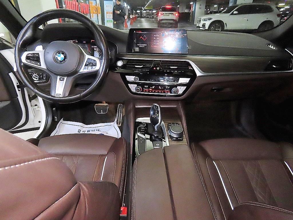 BMW 5 Series - Vista 10