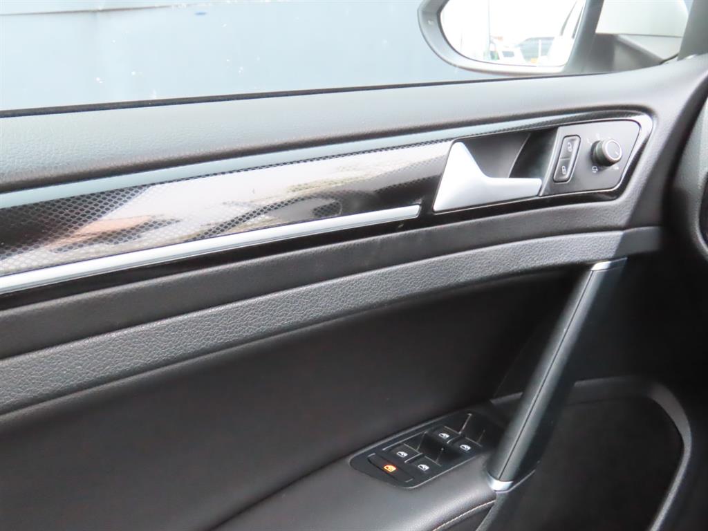 Volkswagen Golf 2016 Blanco - Importación desde Corea - HF Imports Iquique - Foto 13