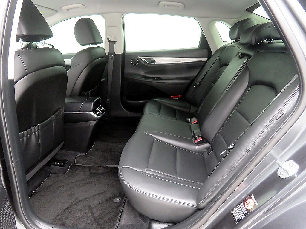 HYUNDAI Grandeur - Vista 6