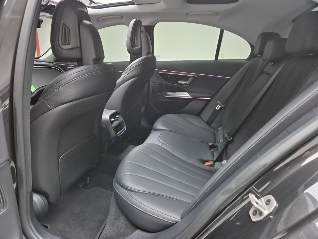 Mercedes Benz E class - Vista 6