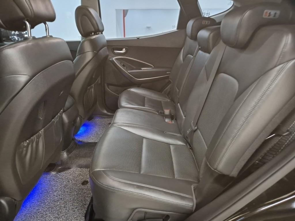 HYUNDAI Santa Fe - Vista 12