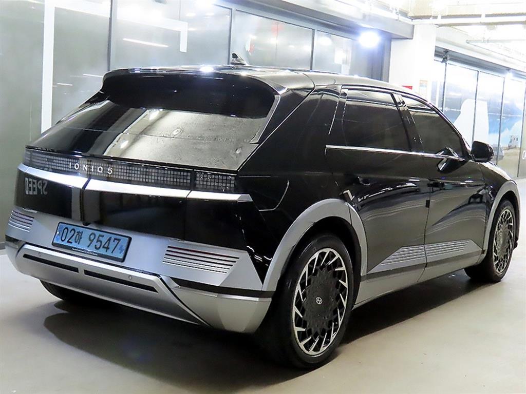 HYUNDAI Ioniq 5 - Vista 4