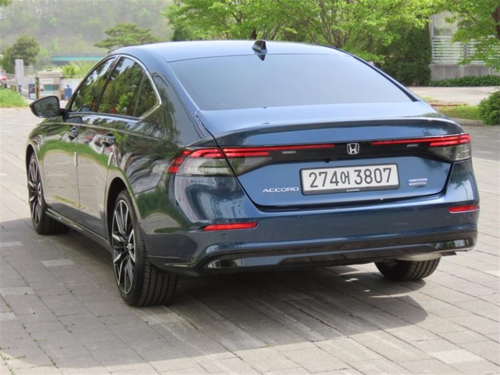 Honda Accord - Vista 7