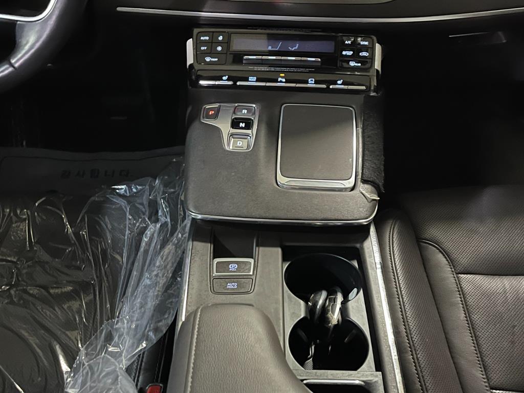 HYUNDAI Grandeur - Vista 9