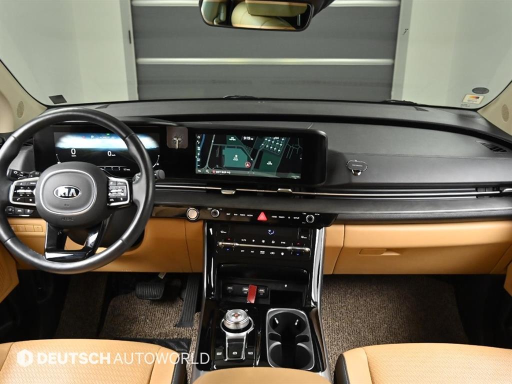 KIA Carnival - Vista 5