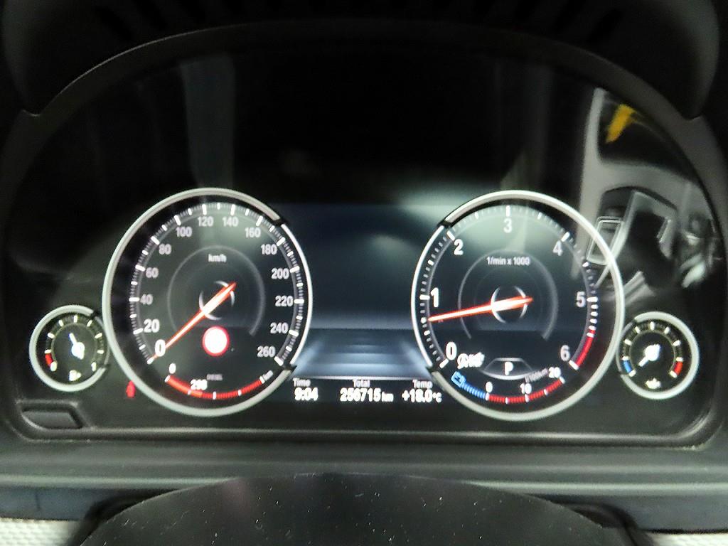 BMW 5 Series - Vista 6