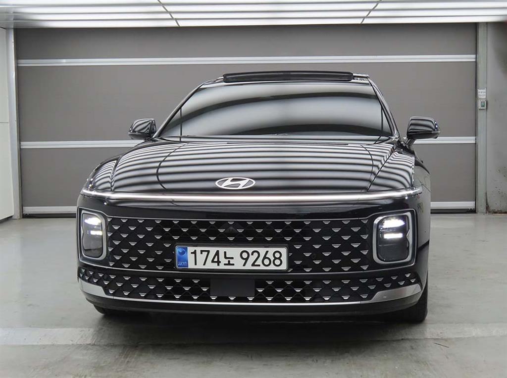 HYUNDAI Grandeur - Vista 2