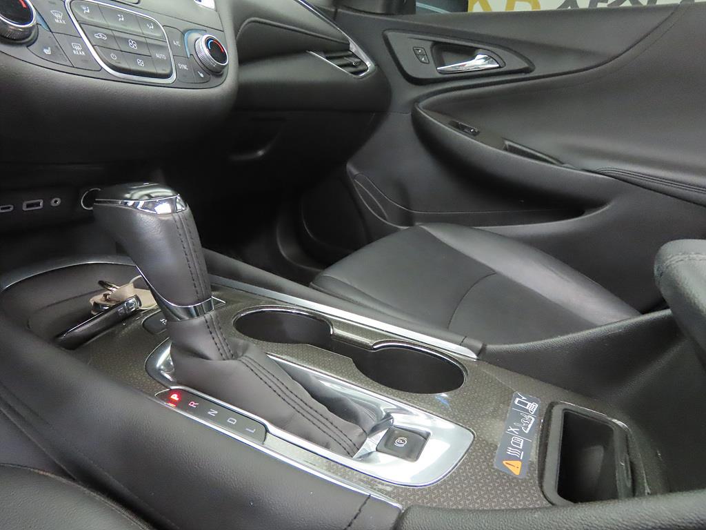 Chevrolet Malibu - Vista 11