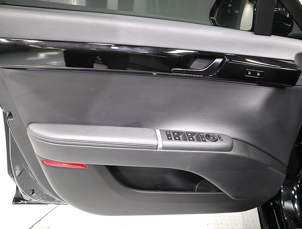 HYUNDAI Grandeur - Vista 8