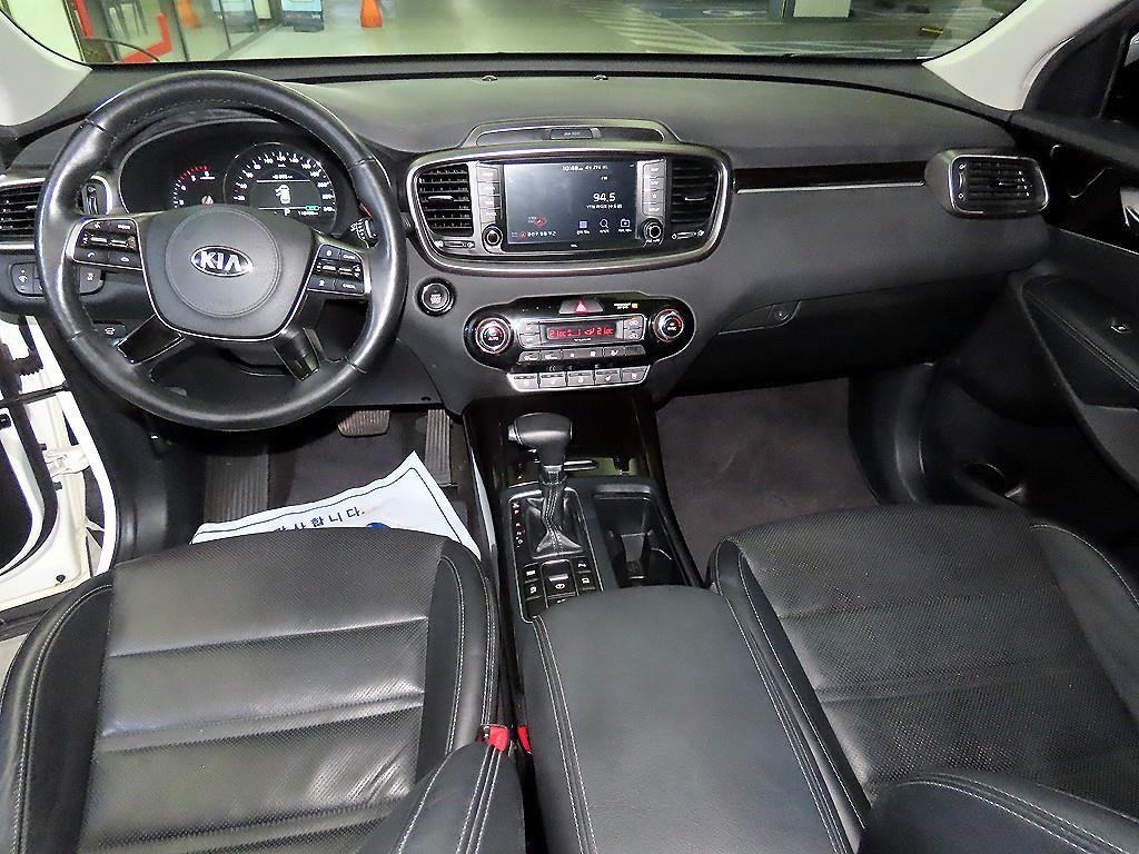 KIA Sorento - Vista 10