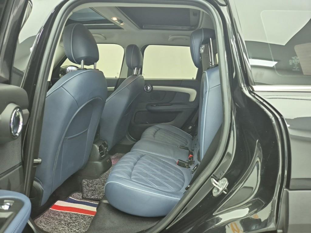 Mini Countryman - Vista 12