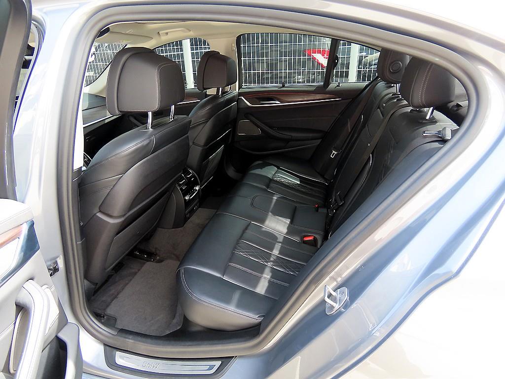 BMW 5 Series - Vista 6