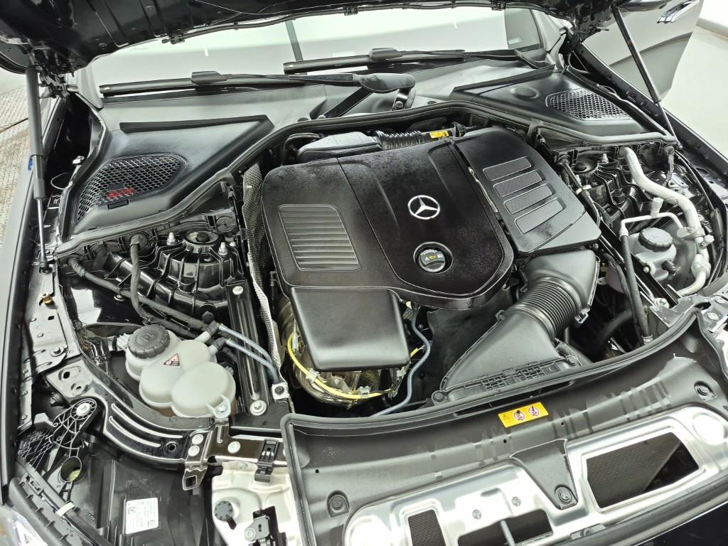 Mercedes Benz E class - Vista 6