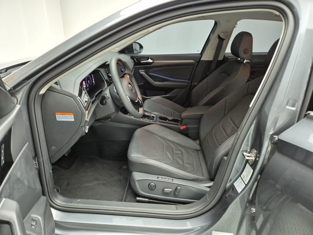 Volkswagen Jetta - Vista 10