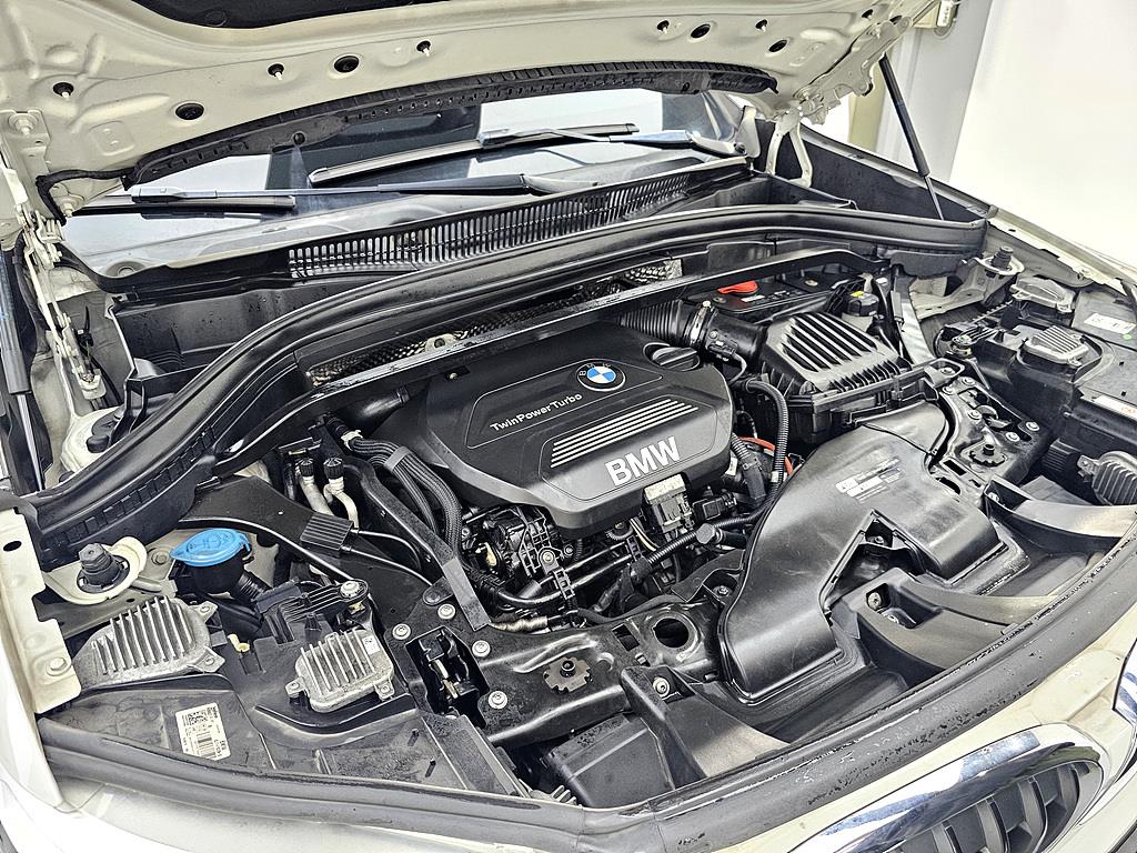 BMW X1 - Vista 6