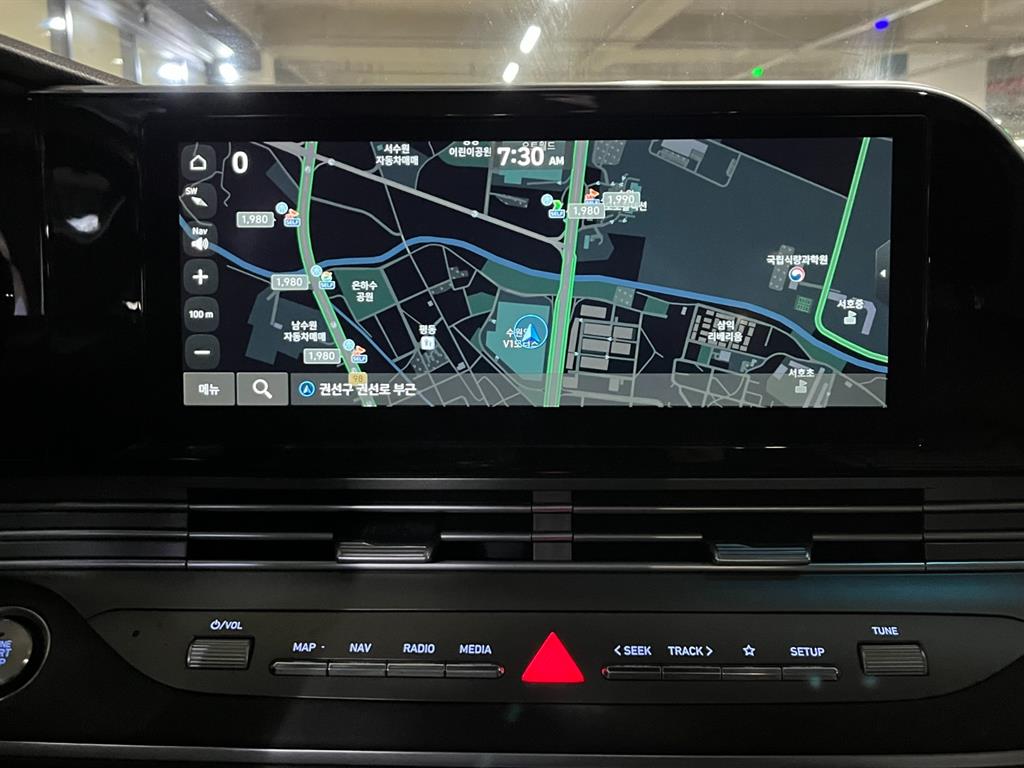 HYUNDAI Grandeur - Vista 8