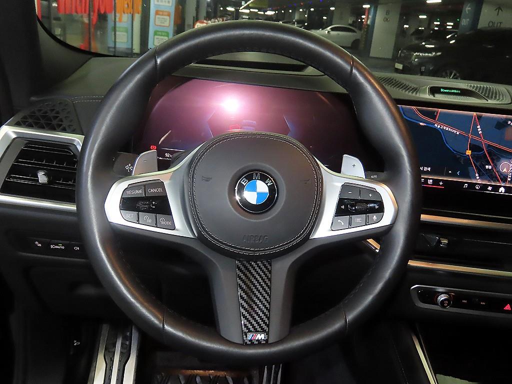 BMW X6 - Vista 8