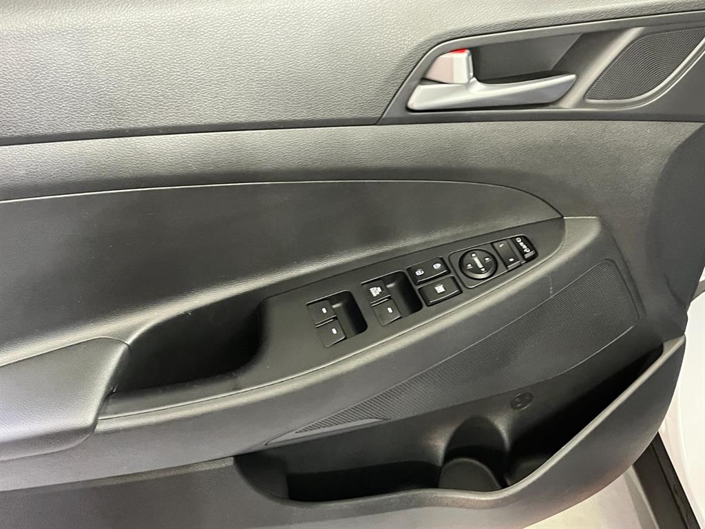 HYUNDAI Tucson 2018 Blanco - Importación desde Corea - HF Imports Iquique - Foto 13
