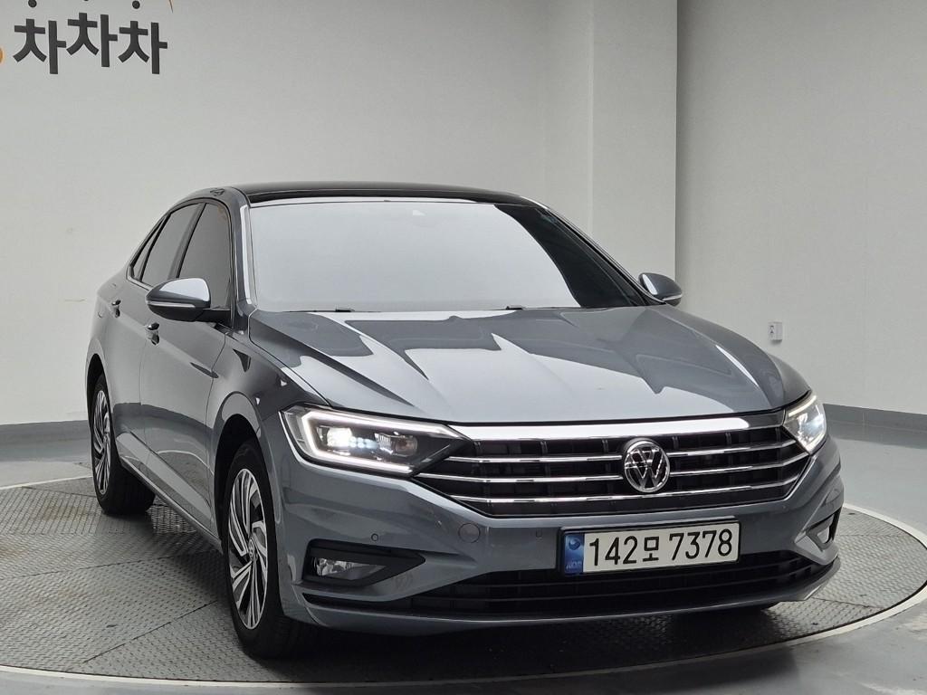 Volkswagen Jetta - Vista 4