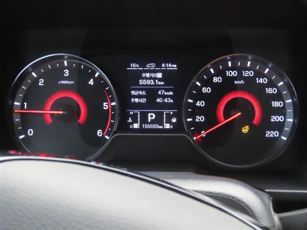 Ssangyong Tivoli - Vista 9