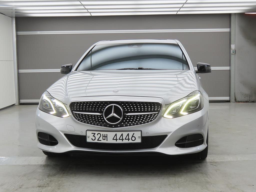 Mercedes Benz E class - Vista 2