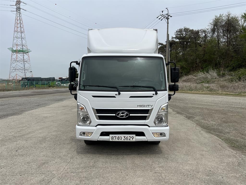 medium and large cargo truck - Vista 2