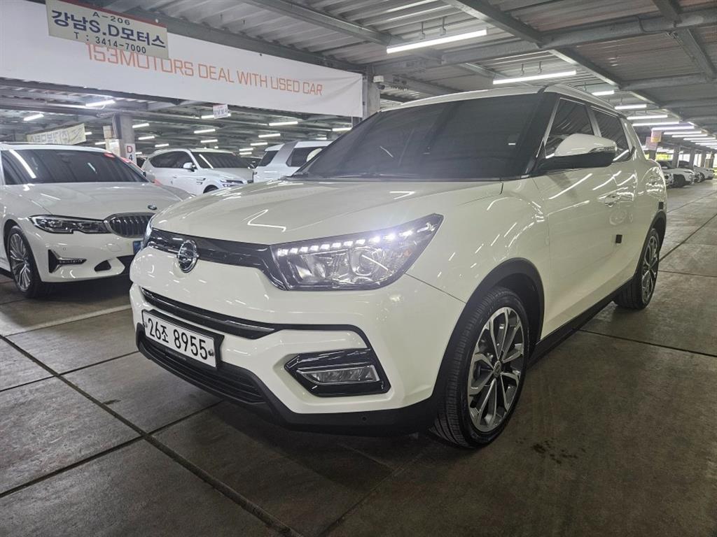 Ssangyong Tivoli - Vista 2