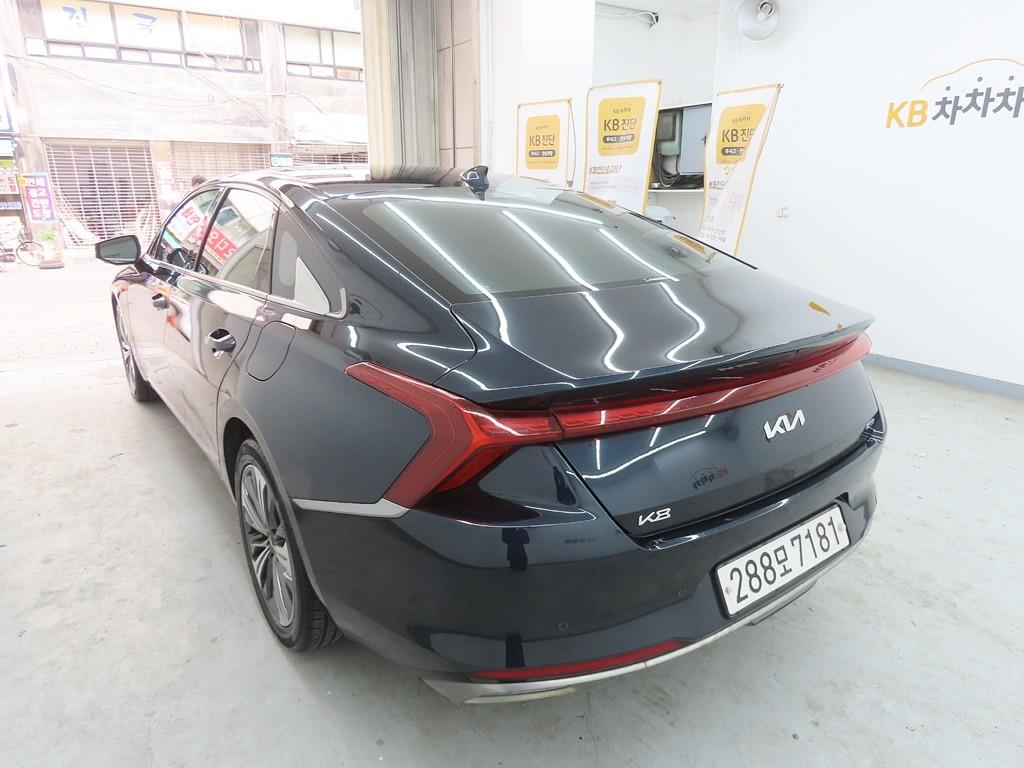 KIA K8 - Vista 4