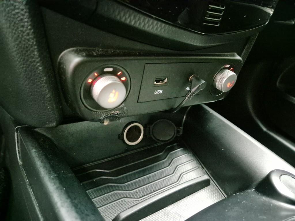 Ssangyong Tivoli - Vista 10