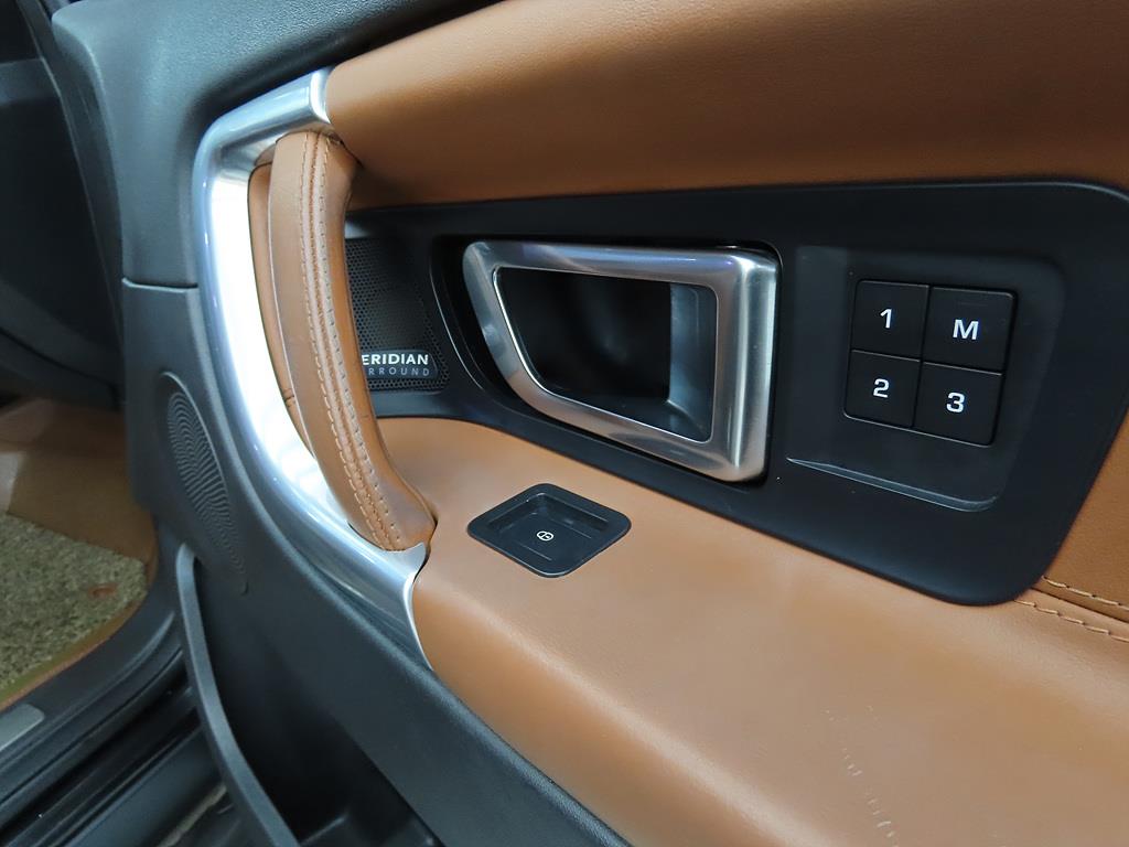 Land Rover Discovery Sports 2016 Negro - Importación desde Corea - HF Imports Iquique - Foto 15