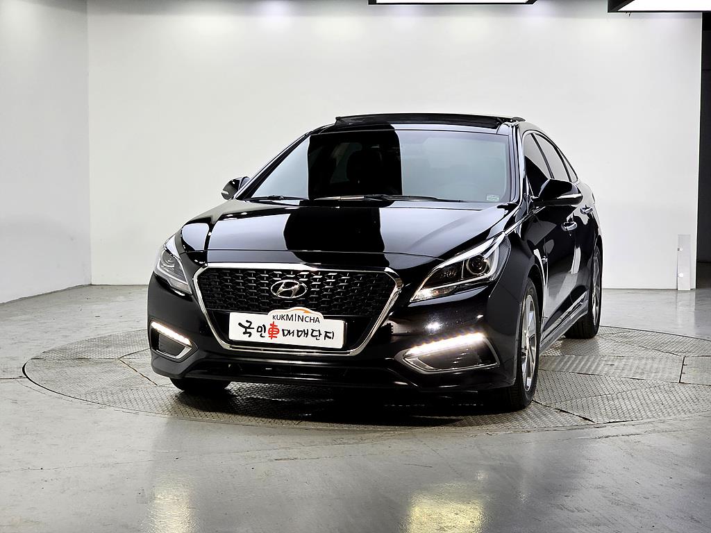 HYUNDAI Sonata - Vista 2