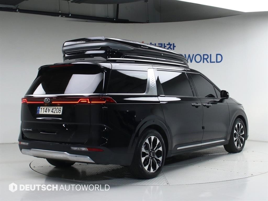 KIA Carnival - Vista 2
