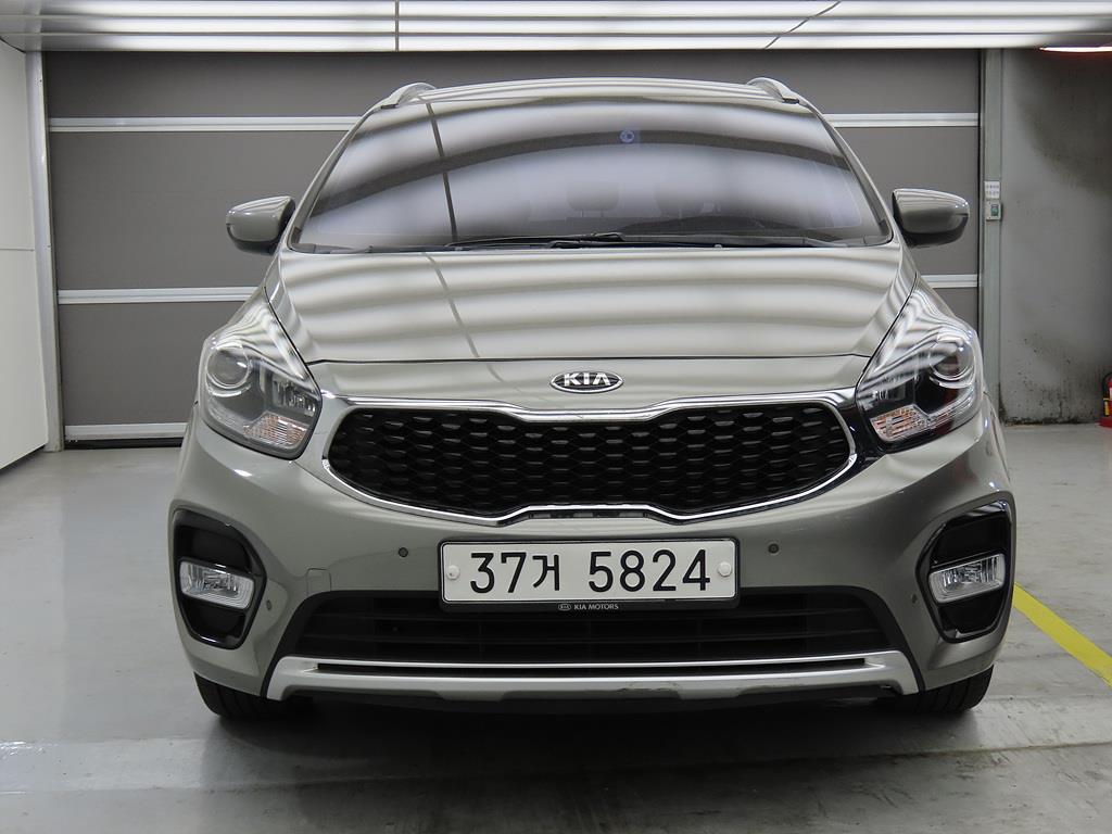 KIA Carens - Vista 4