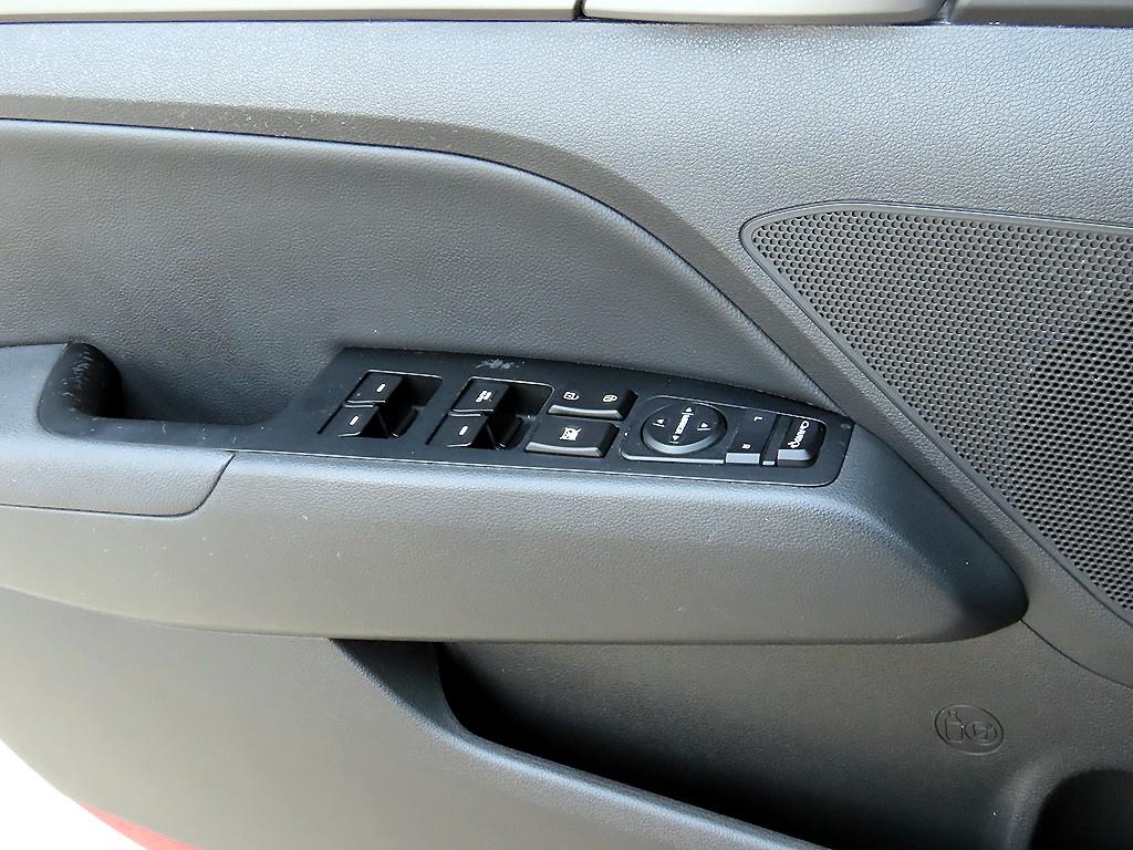 HYUNDAI Avante - Vista 11